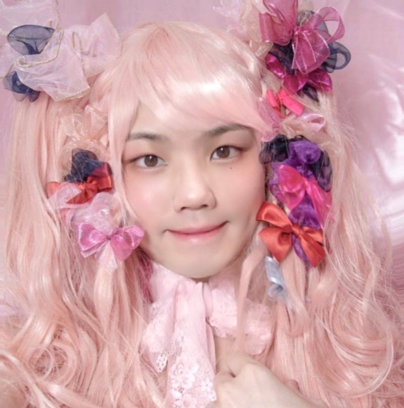 수염 자국 진짜 빡친다,,