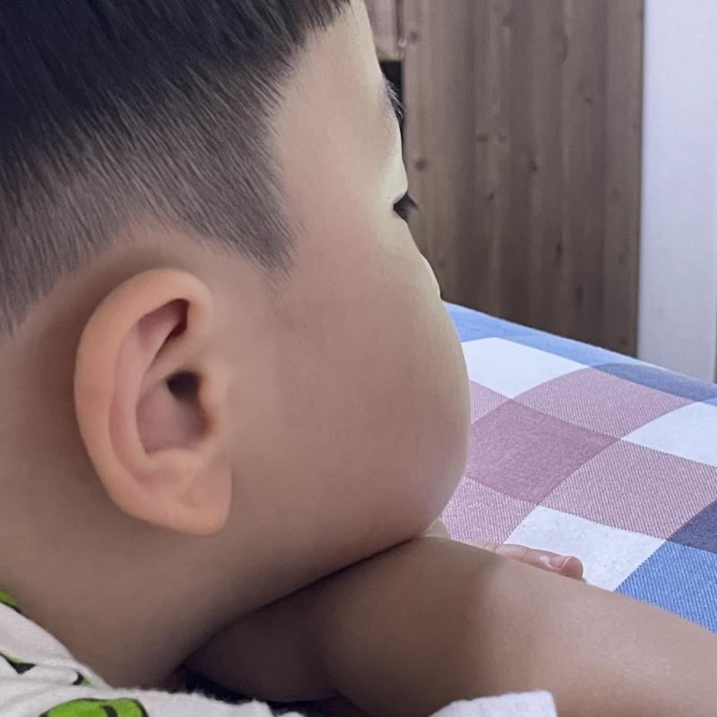 볼살 말랑말랑함 하 애기 키우고 싶다~~~