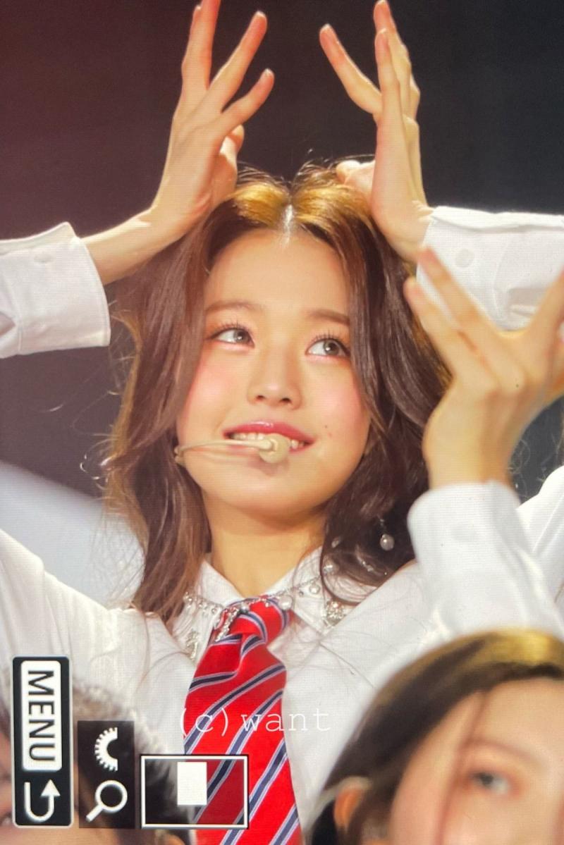 갓기야 어서와 ... 하제발 너무 이쁘다 진짜로... 하이틴 여주인공이라고.. 제발.. ..