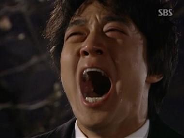 엔딩을 꼭 그렇게 내야만 했....냐! 그리고 후속 단편에서도 안 내줘? 주인공인데 왜 안나오는거냐고 엔딩을 그렇게 내면 후일담이리도 올려줘야지
