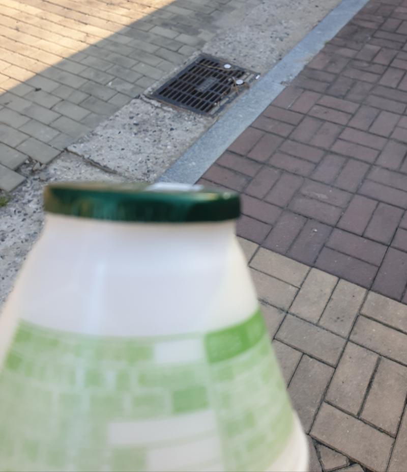 >>679 알바 갔다가 돌어가는 길에 샀어! 고마워 잘 마실겡💗 사진이 안 올라가서 집 도착하자마자 사진 올릴게 미안ㅠㅠㅠㅠ