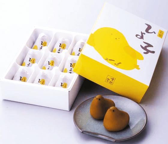 대충 이렇게 생겼다. 요즘은 바리에이션이 넓어져서 말차 히요코 뭐 이렇게 나오는 느낌인데 먹어본결과 그냥 음..... 그냥 히요코맛(만쥬)이다 