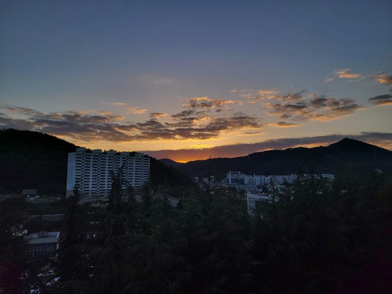 확실히 우리집 뷰 하나는 좋은 듯