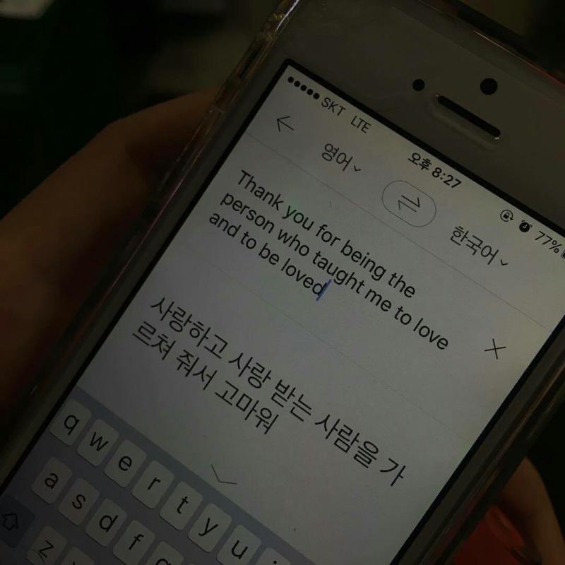 나이런짤갤에500장씩모아둠......