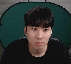 이부키 또 까였네 그만 뀨~한 여자애찾고 현실을 받아들이셈여 나도니자신감이무서울지경이다점점점