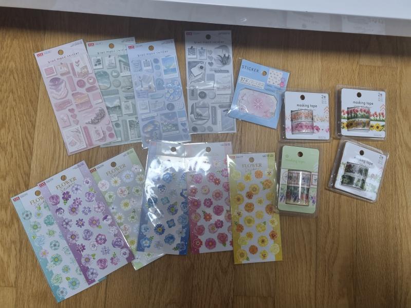 7만원어치 일본문구 요즘 한국 따라하려고 어설프게 한국유행 맞춘 굿즈가 많다