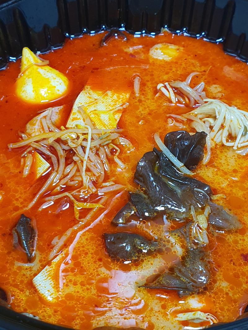 야식은 마라탕 소스는 묽은 땅콩소스라 간장설탕 섞어주면 굿