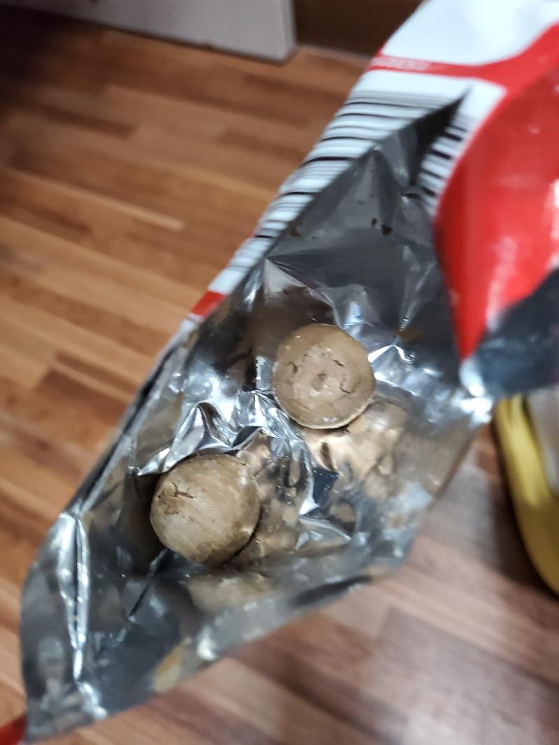 원래 막 이렇게 머랭같고 그래..??