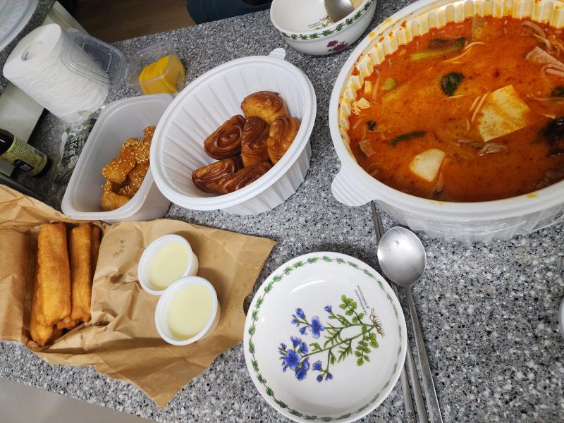 낮에 안 올렸네 맛있게 먹었다!