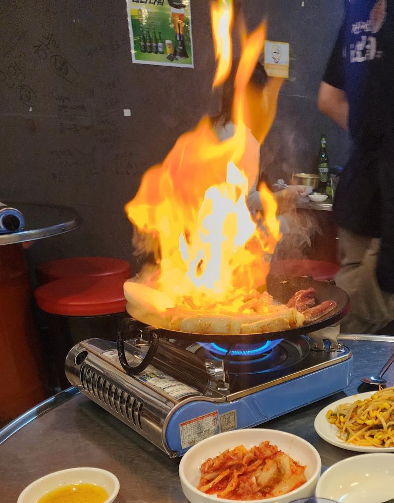 맛있었어 볶음밥 못 찍긴 했는데 그것도 맛있었어!