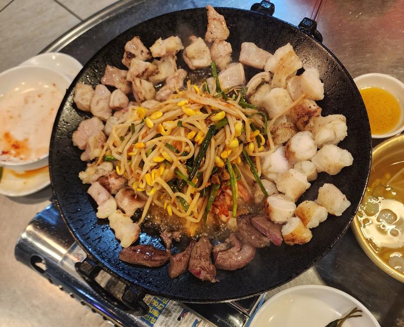 맛있었어 볶음밥 못 찍긴 했는데 그것도 맛있었어!
