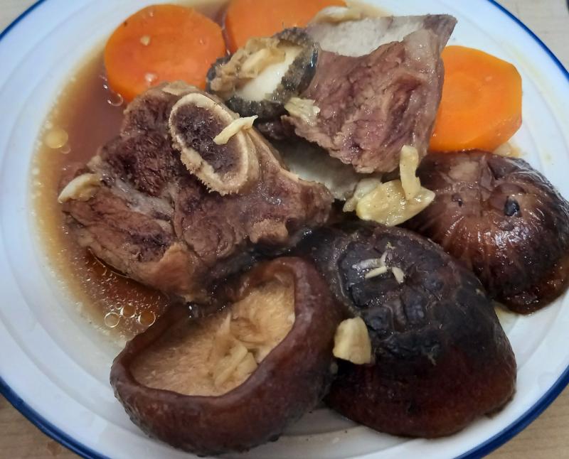 갈비찜 아구탕 소고기국