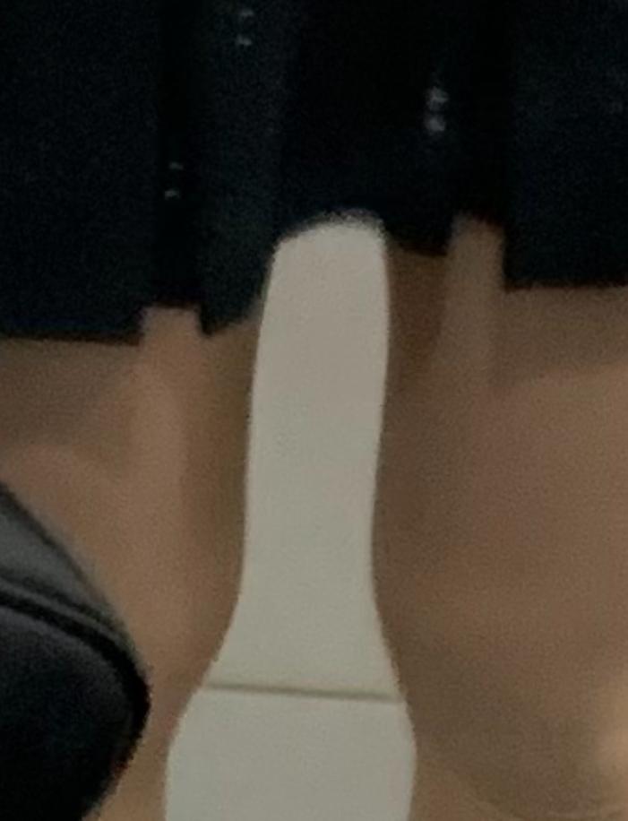 기괴하지 않아…?