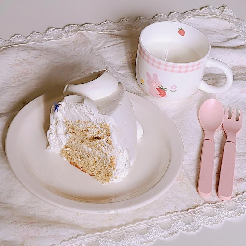 얼그레이 쉬폰 케이크🍰 우유🥛 💬 아침은 어제 먹다 만 케이꾸