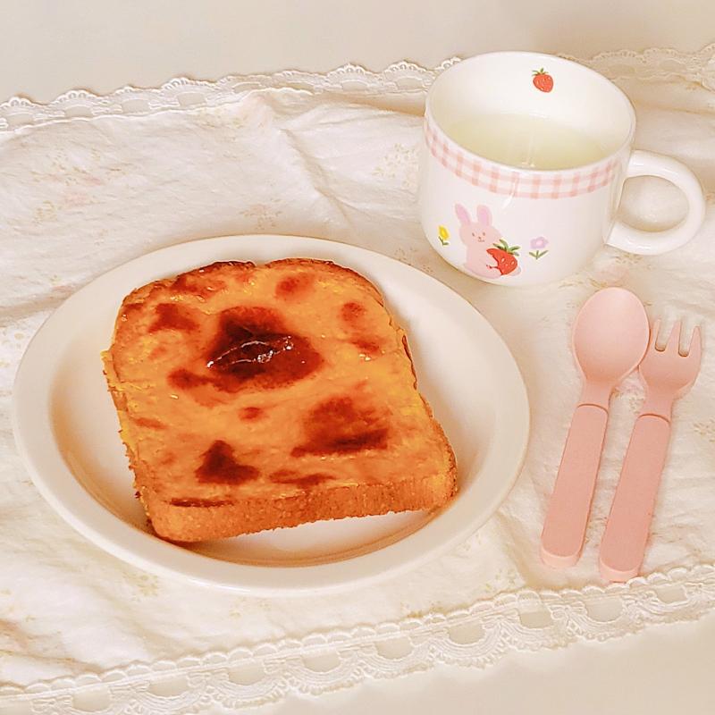 치즈토스트🍞 우유🥛 💬 음~쏘긋❤️