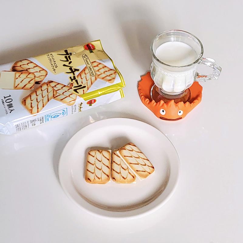 부르봉 브란츄르 화이트 랑그드샤🍪 우유🥛 💬 맛있어서 한번 더 사머굼