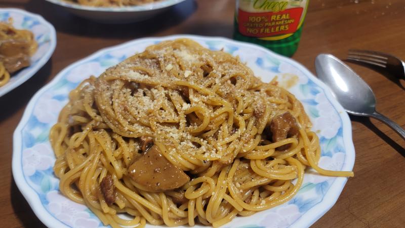 엄마표 갈비찜 국물 파스타 치즈와도 김치와도 빵과도 밥과도 어울려 최고존엄