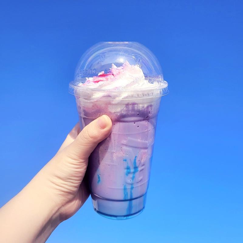 유니콘프라페 💬 레몬맛이 첨가 된 밀크쉐이크맛
