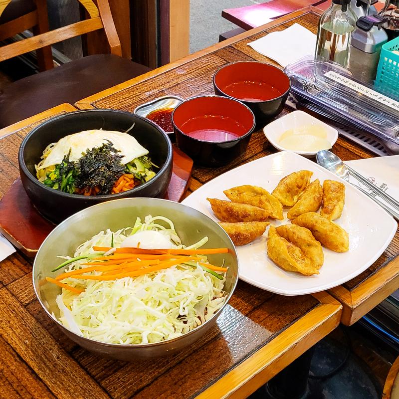 쫄면🍜 튀김만두🥟 돌솥비빔밥🍲 💬 점심 냠