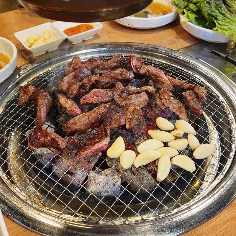 소고기🥩 💬 오랜만에 삼촌네랑 외식🩷