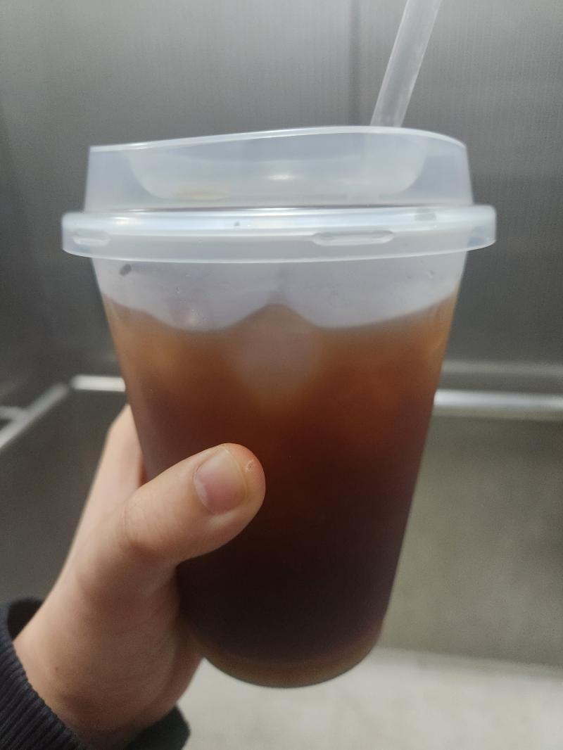 점심 먹고 동네 카페 탐방