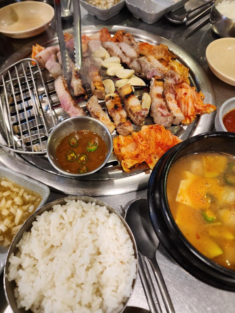 일요일 1차 갔던 곳 또 가서 먹었는데 맛있었어