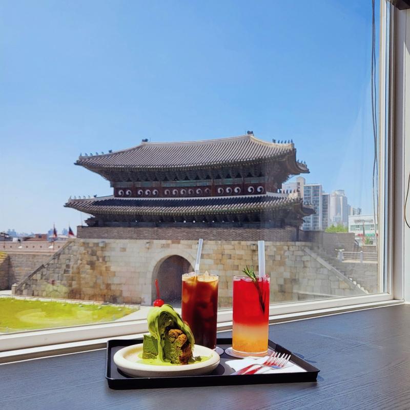 말차갸또🍰 아메리카노(선셋 블렌딩)☕️ 에프터글로우🍹 💬 당첨된 케이크 쿠폰 야무지게 쓰고 오기