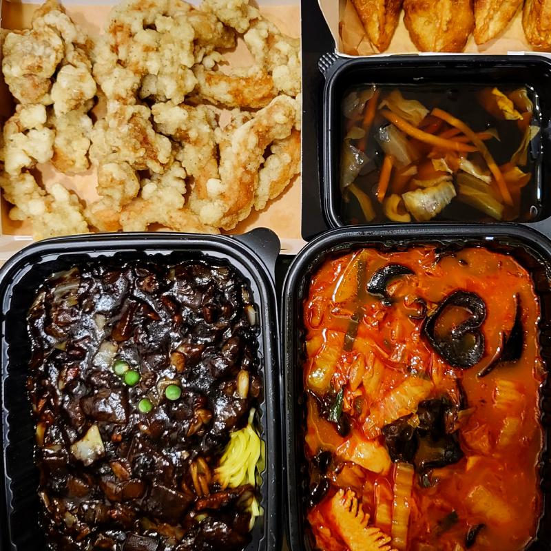 짜장🍝 짬뽕밥🍜 탕수육🥩 군만두🥟 💬 홍콩반점 영상 보고 자고 임지연 짜장면 먹방 보니까 안먹을 수 없겠더라