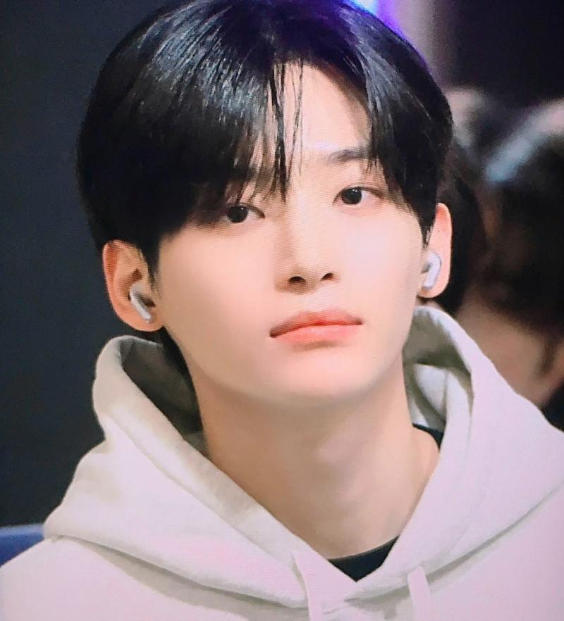 크래비티 구정모, 강민희, 김태영..