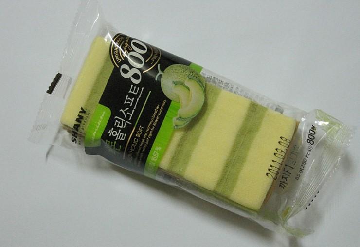 이빵 어릴때 넘 맛있었어서 가끔 기억나는데 역시 지금은 단종되었구나... 우유랑 먹으면 특히 맛있었음 난 메론맛 간식을 좋아했지만 그때는 메로나