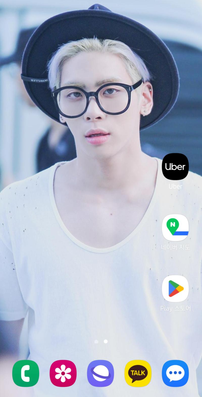 48이니까 기념이다! 이번 여름 배경화면 너로 정했다!