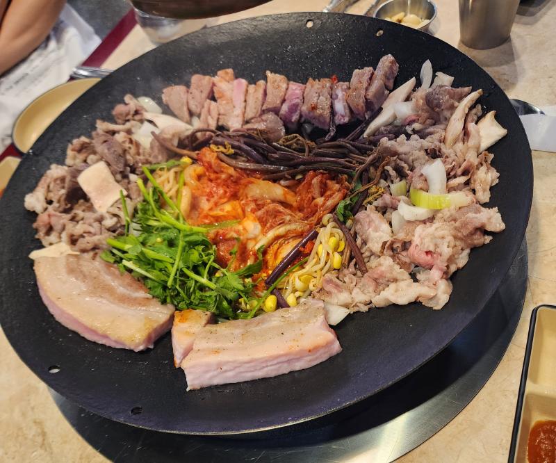 하지만 겁나 맛있게 먹었지! 진짜 존맛!!! 볶음밥도 맛있었다!