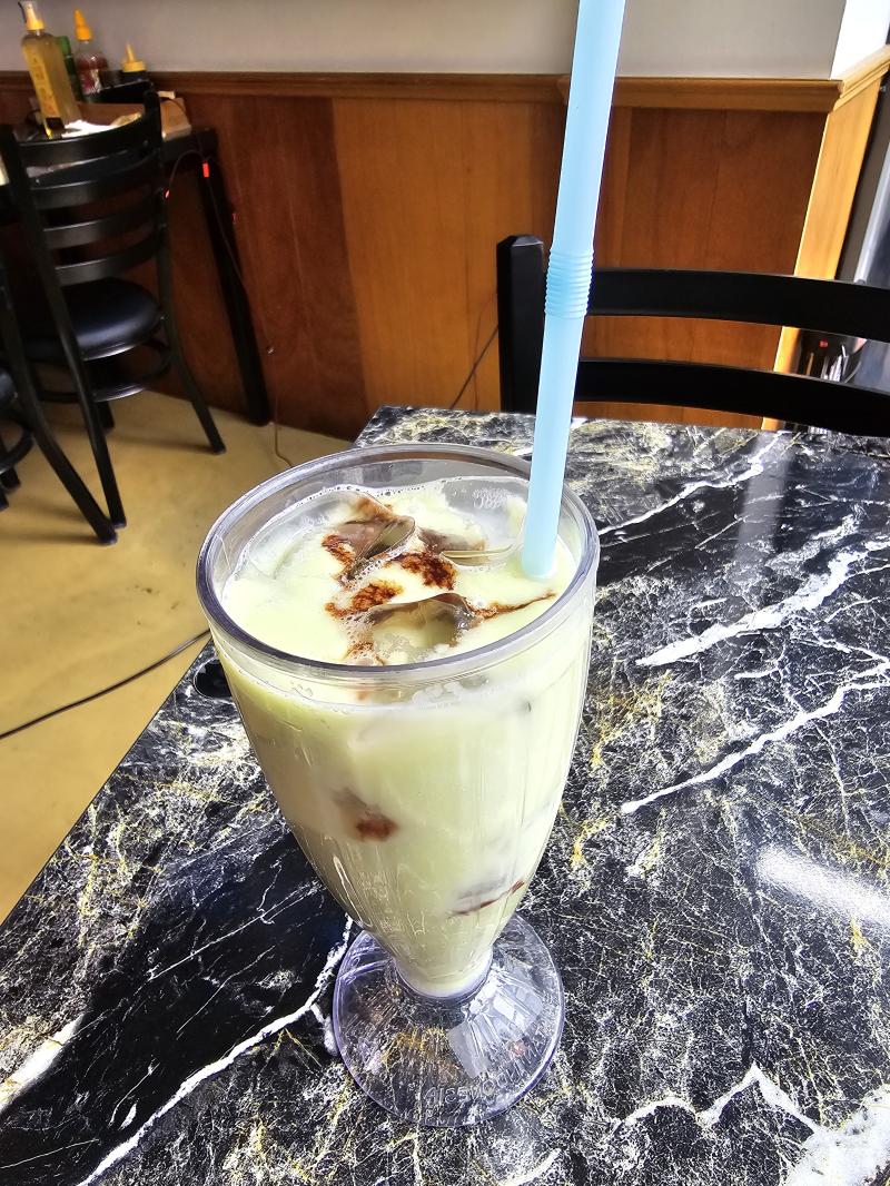 근황: bakso랑 jus alpukat을 먹엇어용 박소는 내가 만들면 좀 더 입맛 맞게 만들 수 있을 것 같구 jus alpukat은 굉장히
