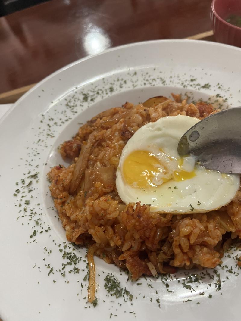 몬트리올 김치볶음밥