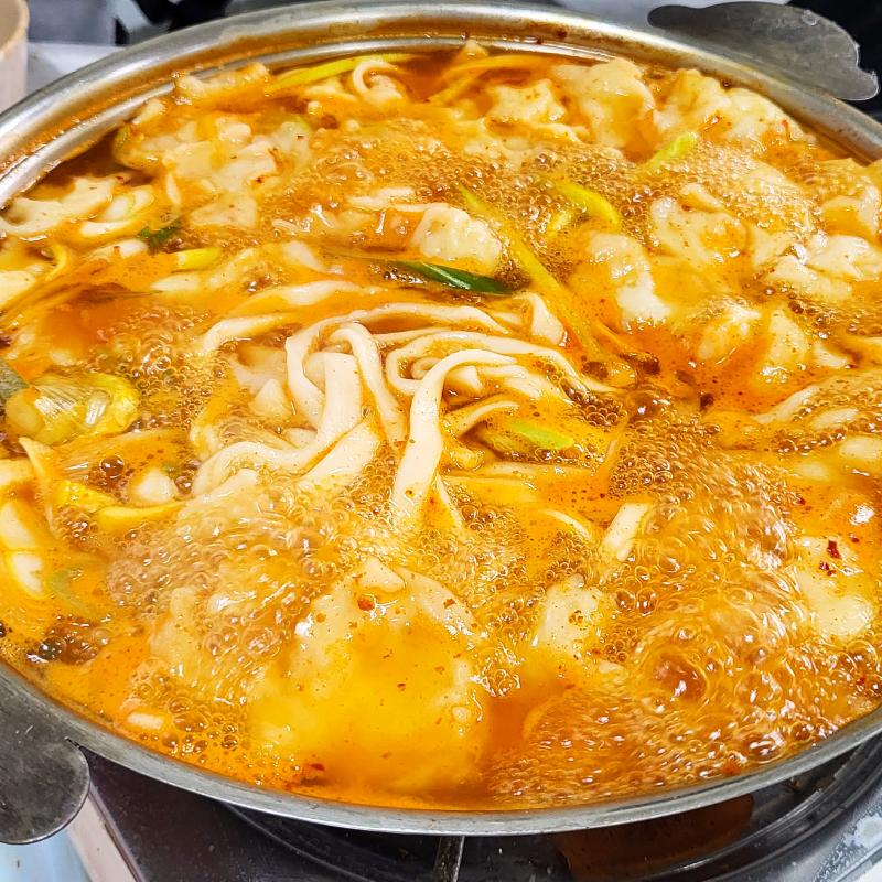 대하 소금구이🦐 얼큰 칼제비🍜 💬 거의 매년 추석에 먹는 대하 소금구이🩷