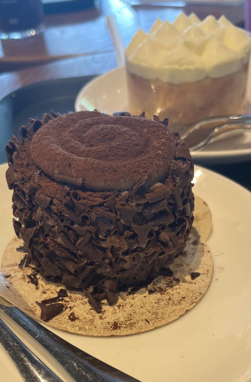 어제오즈밥 저거초코케키짱맛...🤤