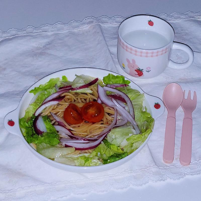 샐러드파스타🍝 💬 오랜만의 샐러드 파스타🍽🩷