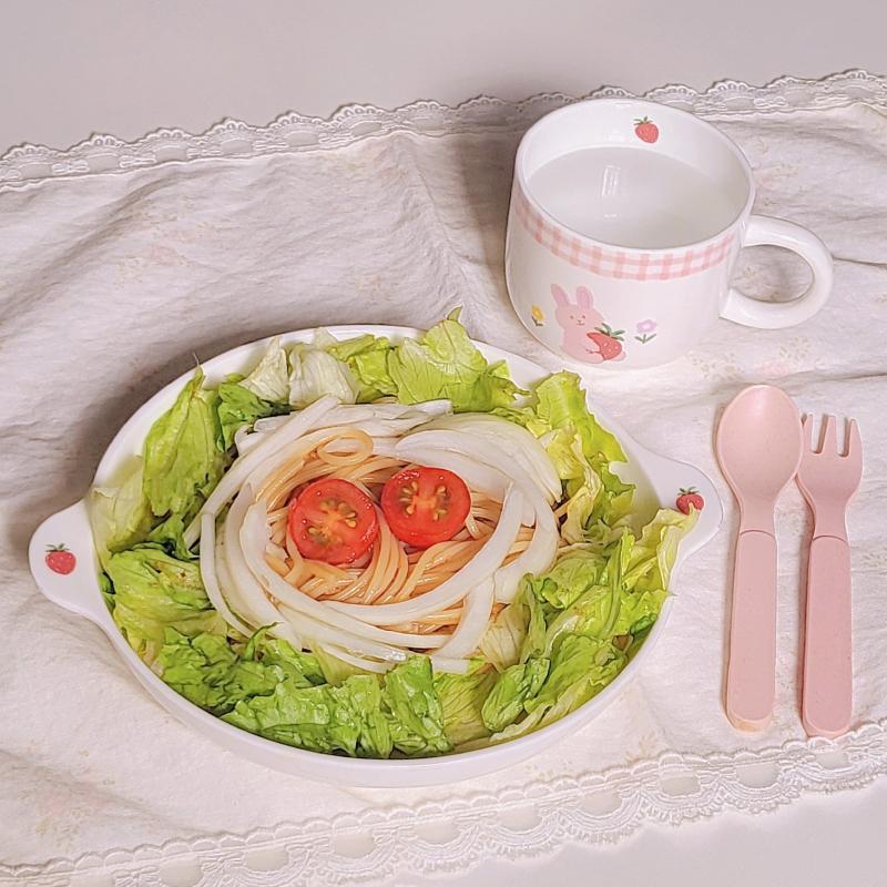 샐러드파스타🍝 💬 점심은 좀 가볍게 먹고 싶어서 샐러드파스타🍝🩷