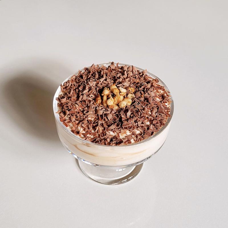 밤티라미수🍰 우유🥛 💬 레시피 보고 내 맘대로 만든거라 이게 맞나..?싶지만 꽤나 마싯었움 어제 먹은 넷플릭스 마롱티라미수 보다 훨씬 마싯움!!