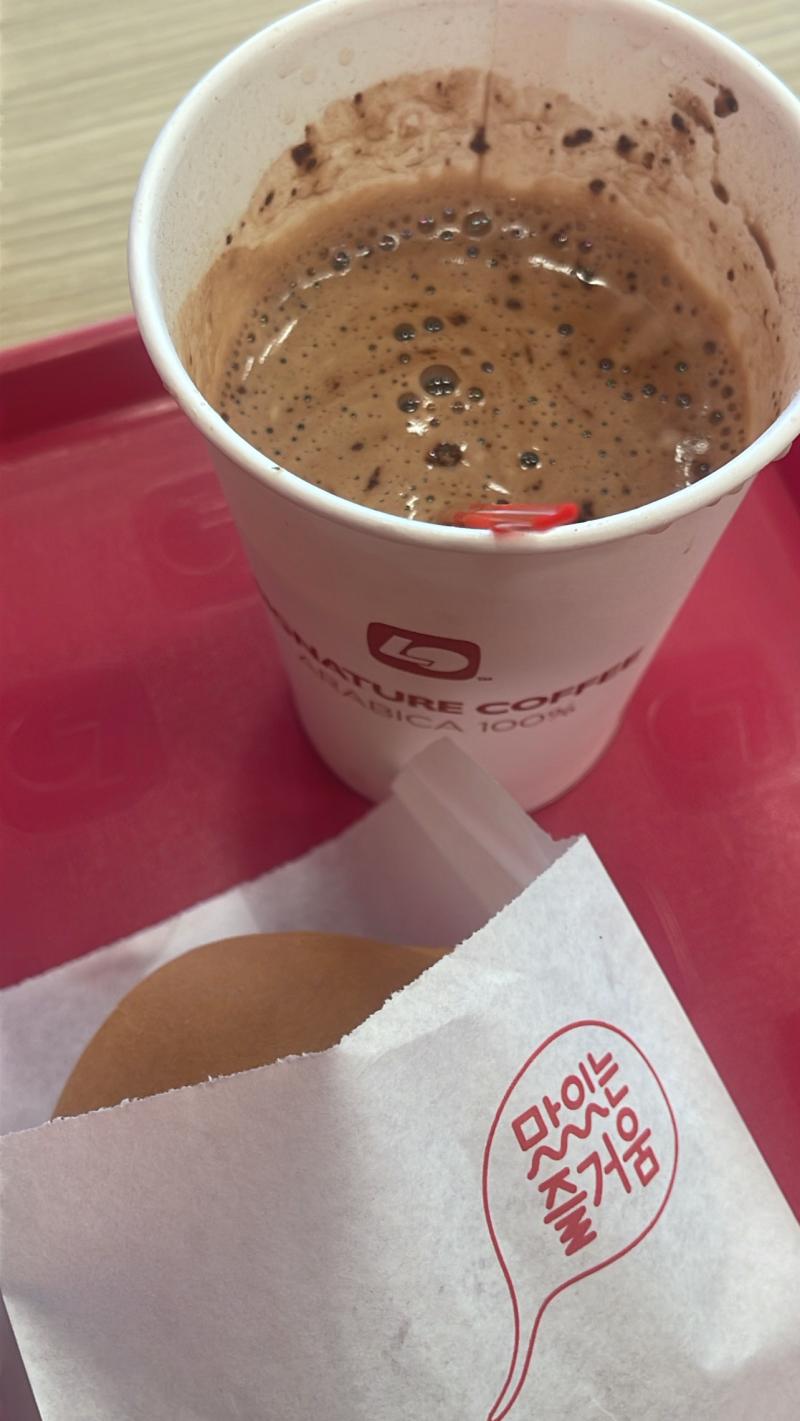 >>331 아니 너무 맛있어서 또 어제랑 똑같이 먹는중! ㅋㅋㅋㅋㅋ케 롱치는 먹어서 사진에 없슈😉
