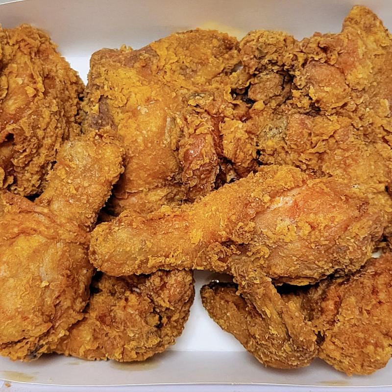 비비큐 황금올리브 치킨🍗 💬 올만에 치킨🍗🩷