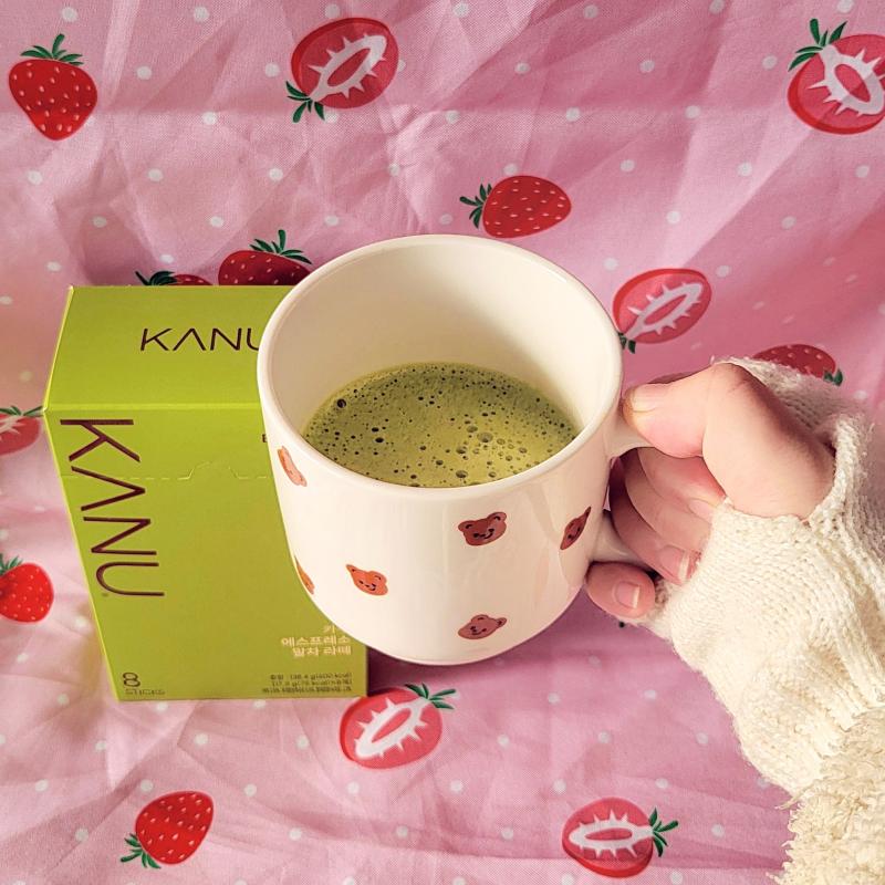 카누 에스프레소 말차라떼🍵 💬 아침에 러닝 하고 추워서 또 이거 마심 그리고 노닥노닥 있다가 올리는 거 까묵음