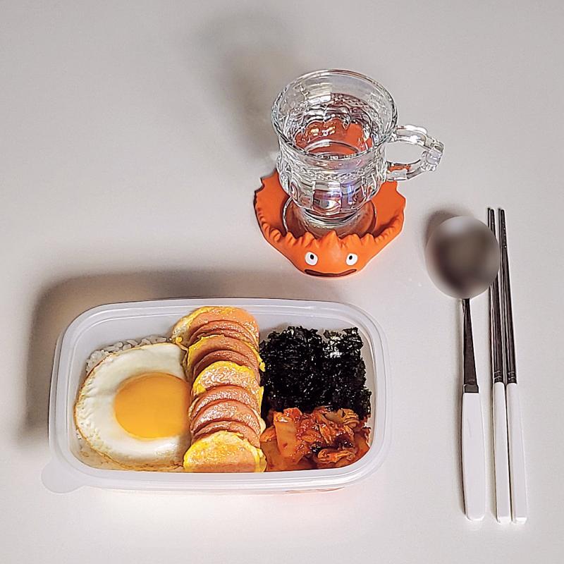 추억의 도시락🍱 💬 옛날 소시지가 있어서 만들어 본 추도🍱오랜만에 먹으니 맛있당