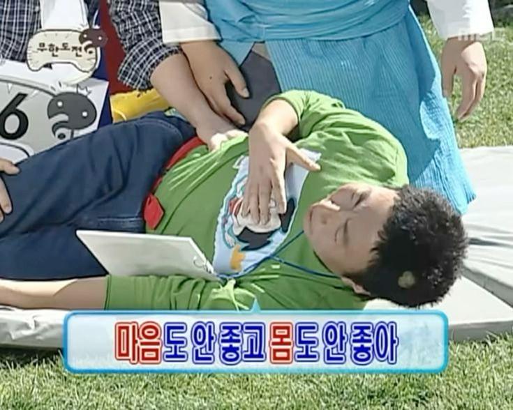방학은대체왜2주뒤에쳐하고지랄 본교는이번주부터방학인데 근데본교는방학과제를산더미로내줘서 쉬는의미가없겠구나..