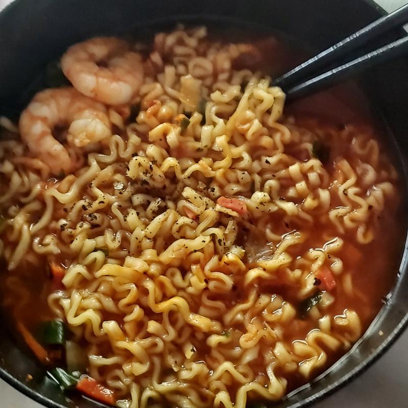 아침은 라면이다