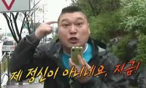 와씨발 몇주전에 트위터정병계(팔로워0 비공개계정) 정지먹어서 새로만들었는데 그것도정지먹음!!!!!!!!!!!!!!!!!!!!!!!!!!
