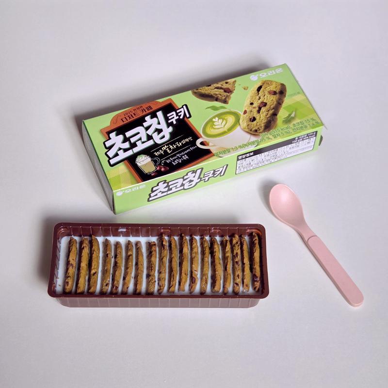 초코칩쿠키 제주말차라떼맛🍪 초코송이 제주말차케이크맛🍪 빈츠 프리미어 말차🍪 우유🥛 💬 초코칩쿠키 제주말차라떼맛 ★★★ 말차맛이 약하긴 해도 우유