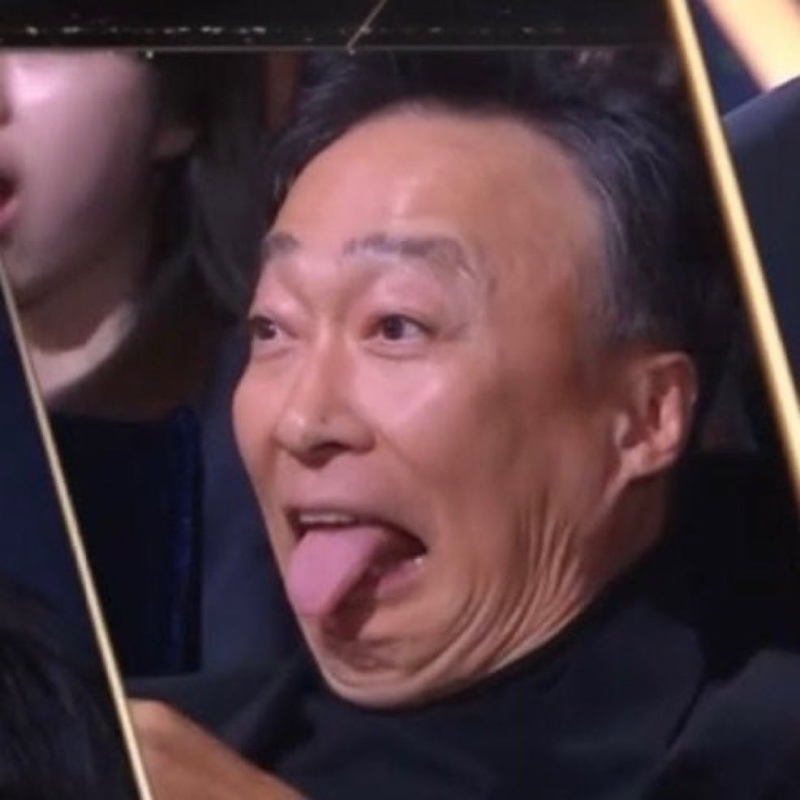 나 사고쳤는데 압바가 이 표정 지었어.