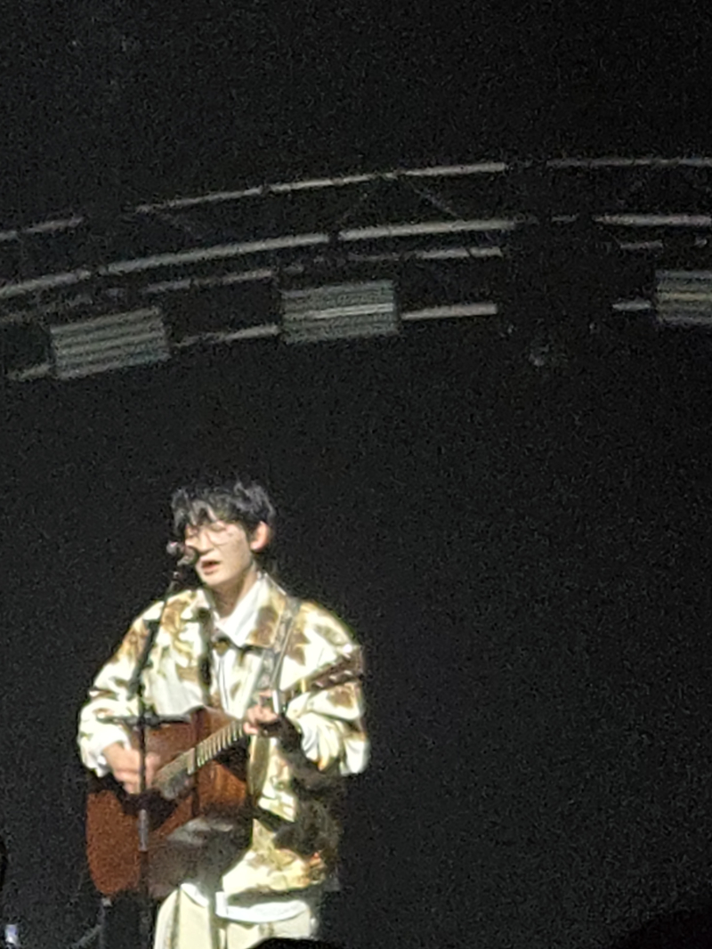 어제 너무 행복했어요..............롯월>콘서트>야키토리 나루토>숙소에서 러쉬목욕했더니 새로 태어난 기분임 로또 1등되면 만날 이러고