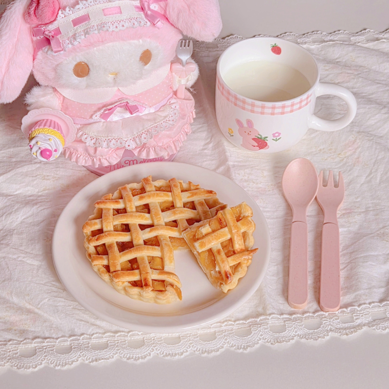 애플파이🥧 우유🥛 💬 짱마싯는 애플파이🍎❤️